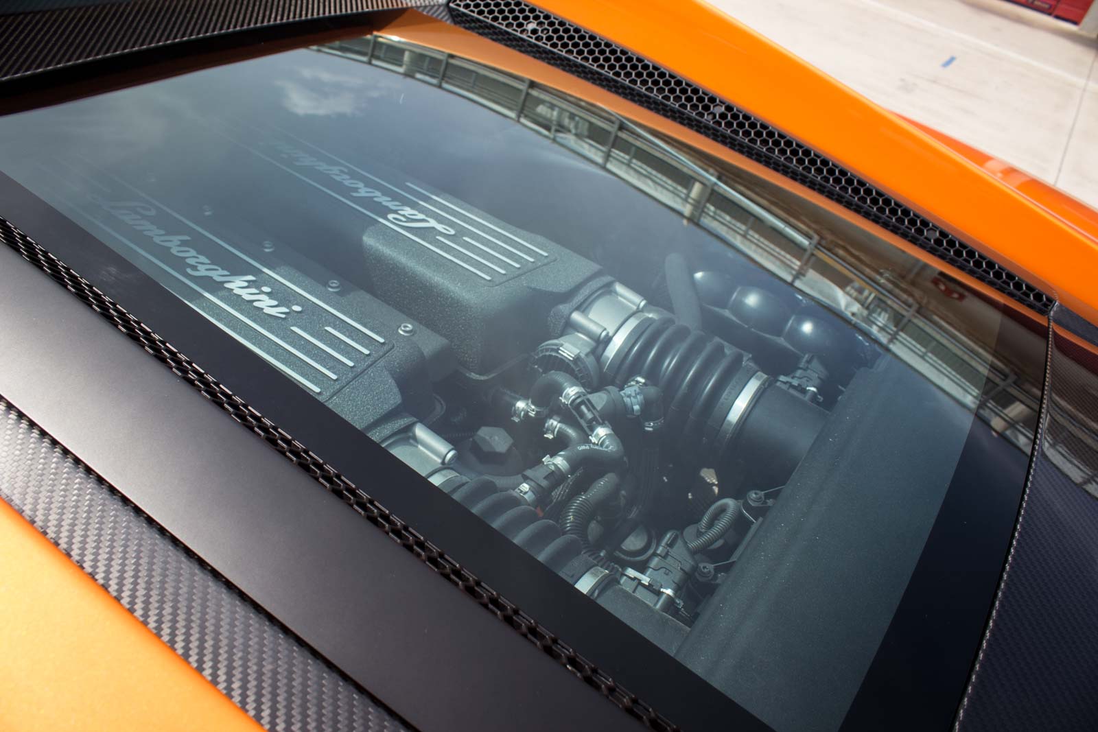 Test drive a Lamborghini, The Lamborghini Academy, Imola Racetrack, Italy