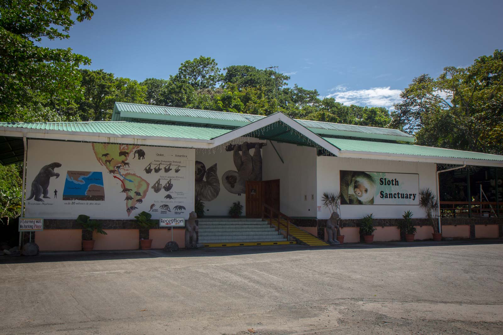 Sloth Sanctuary, Limon, Costa Rica
