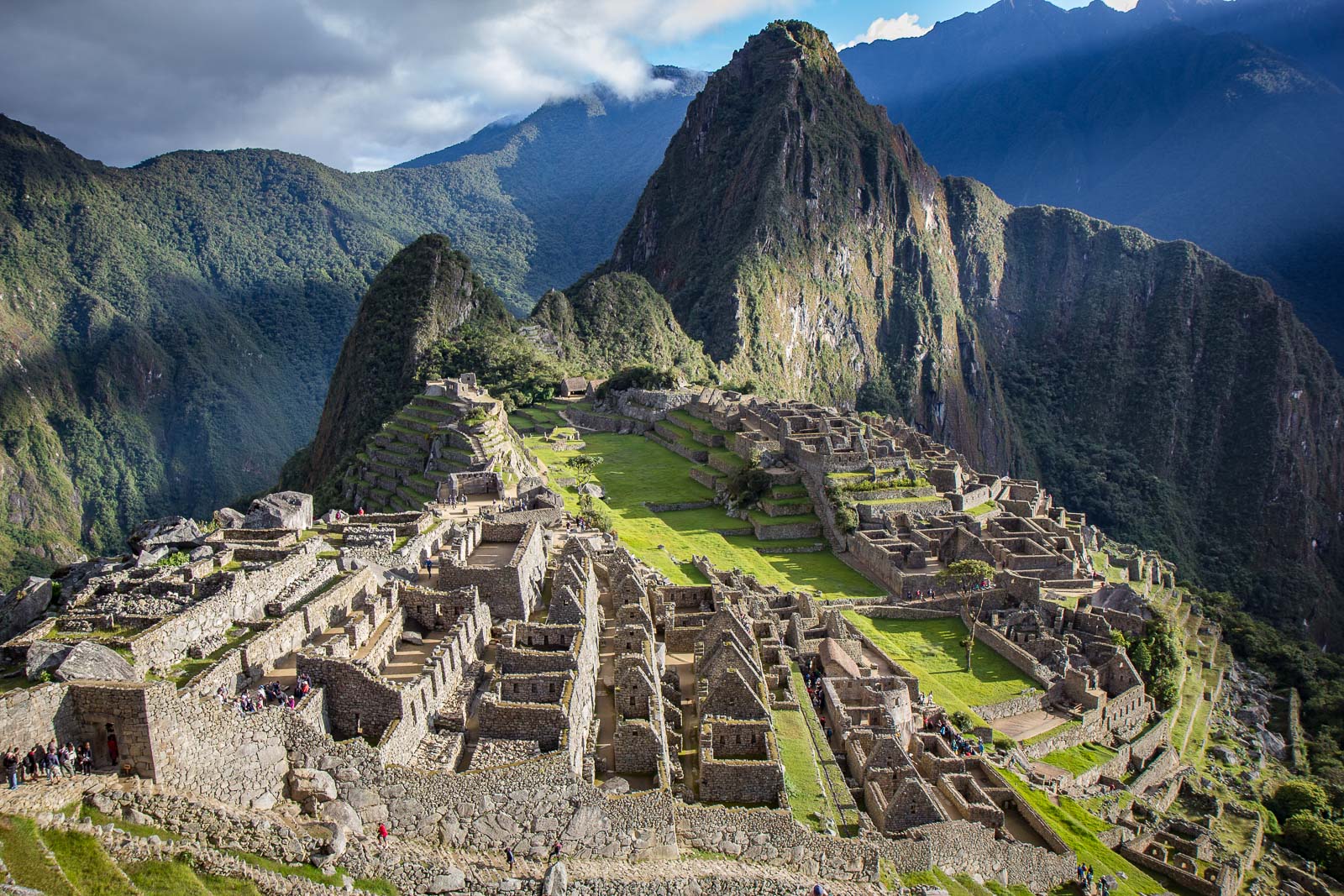 Visiting Machu Picchu in Peru (2023) Visiting Machu Picchu in Peru (2023)