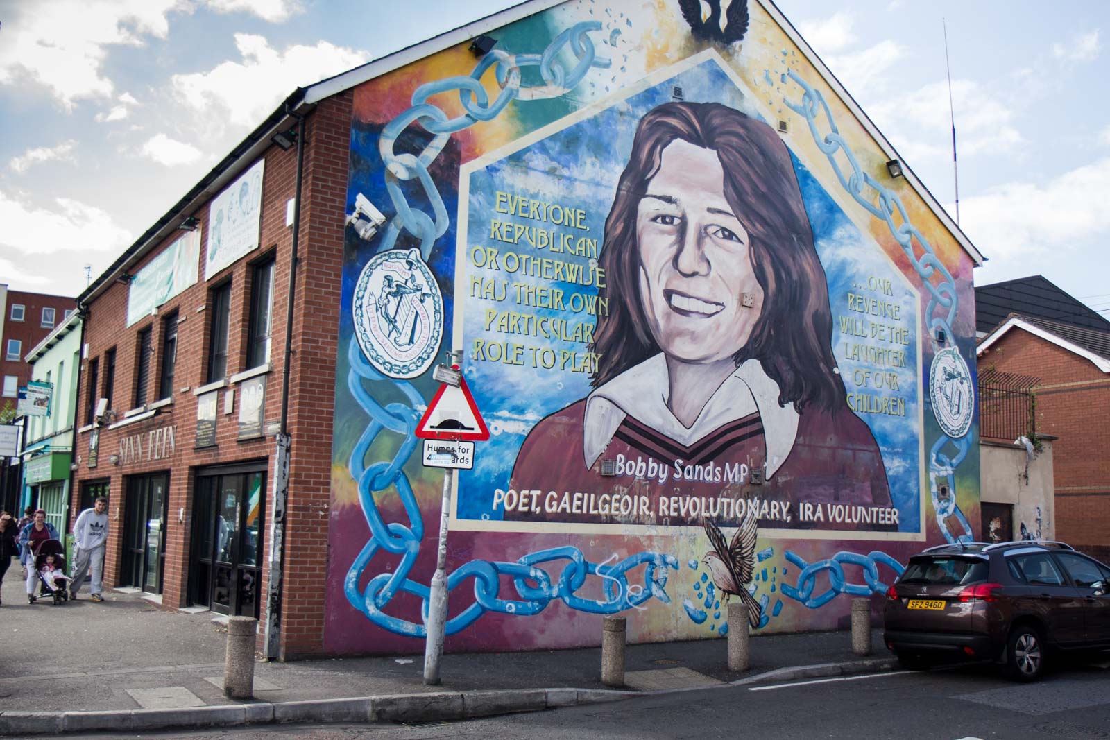 belfast murals tours