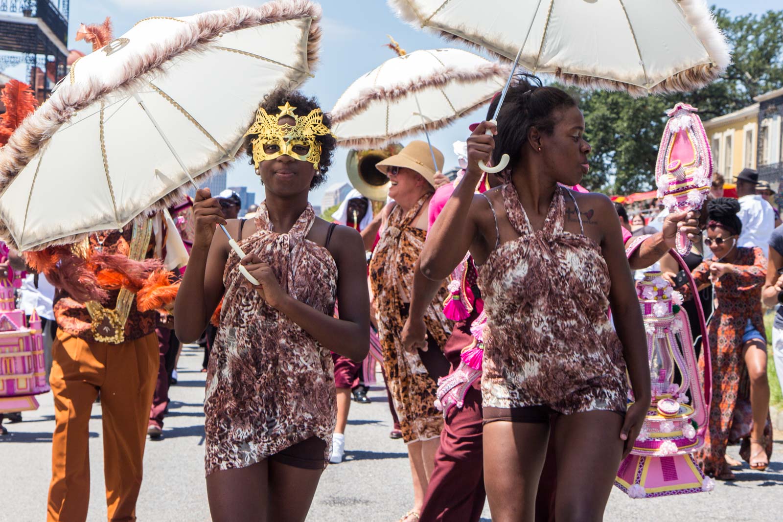 new orleans today parade time