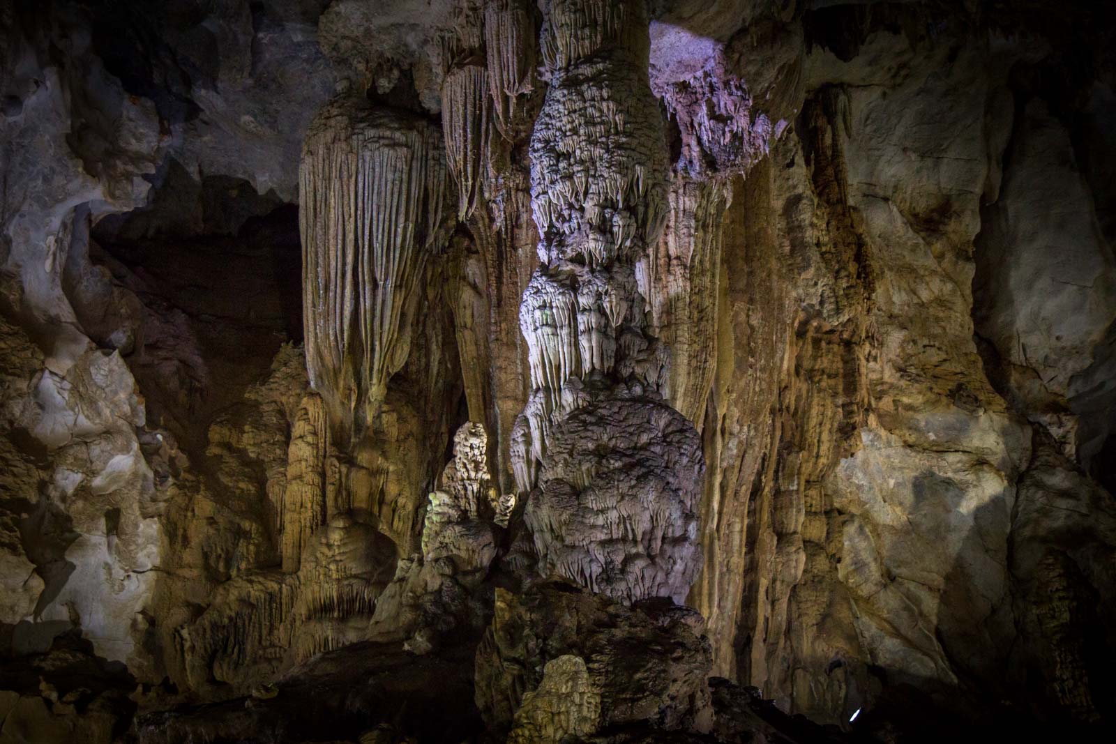 Paradise Cave, Phong Nha Ke-Bang National Park, Vietnam