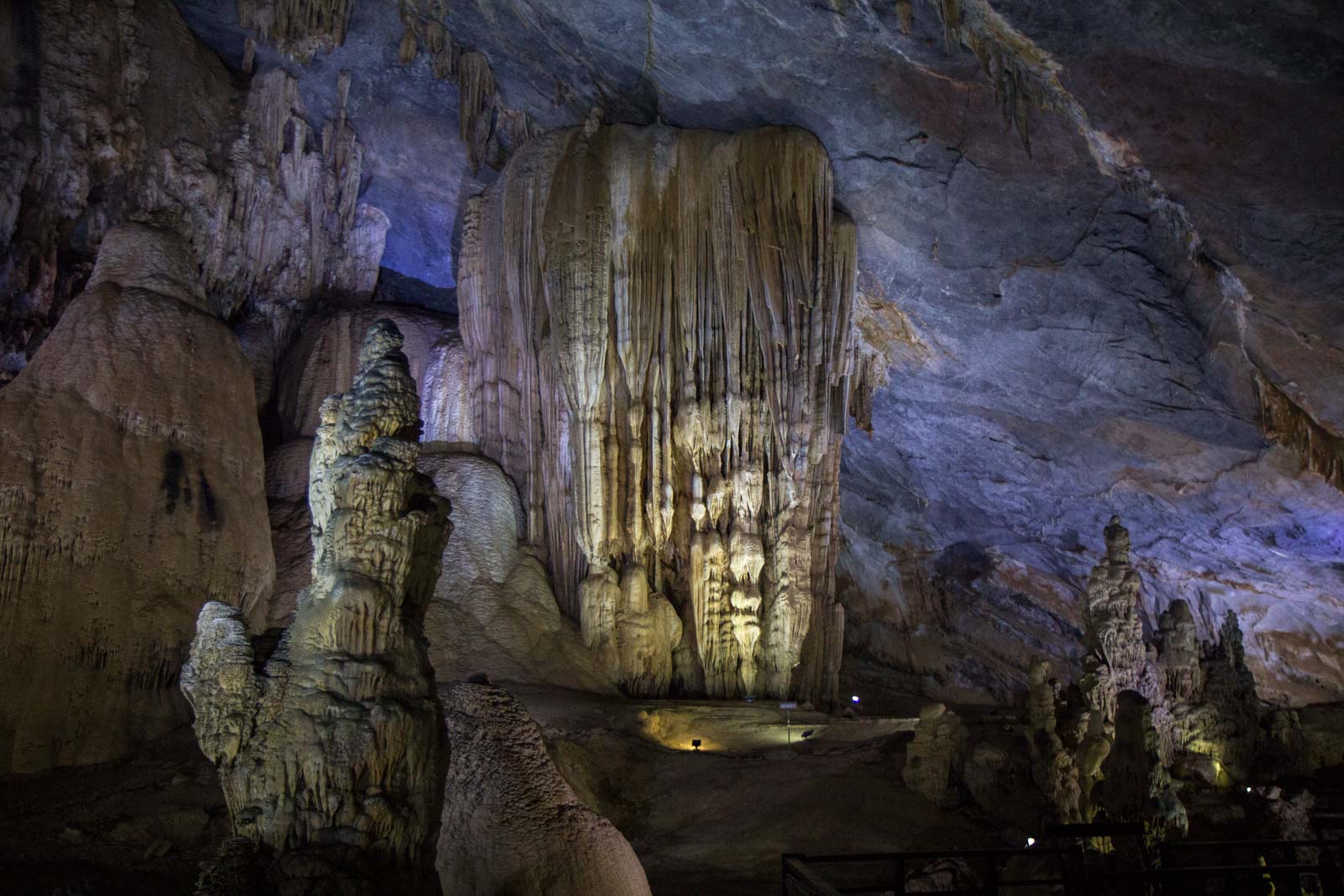 Paradise Cave, Phong Nha Ke-Bang National Park, Vietnam