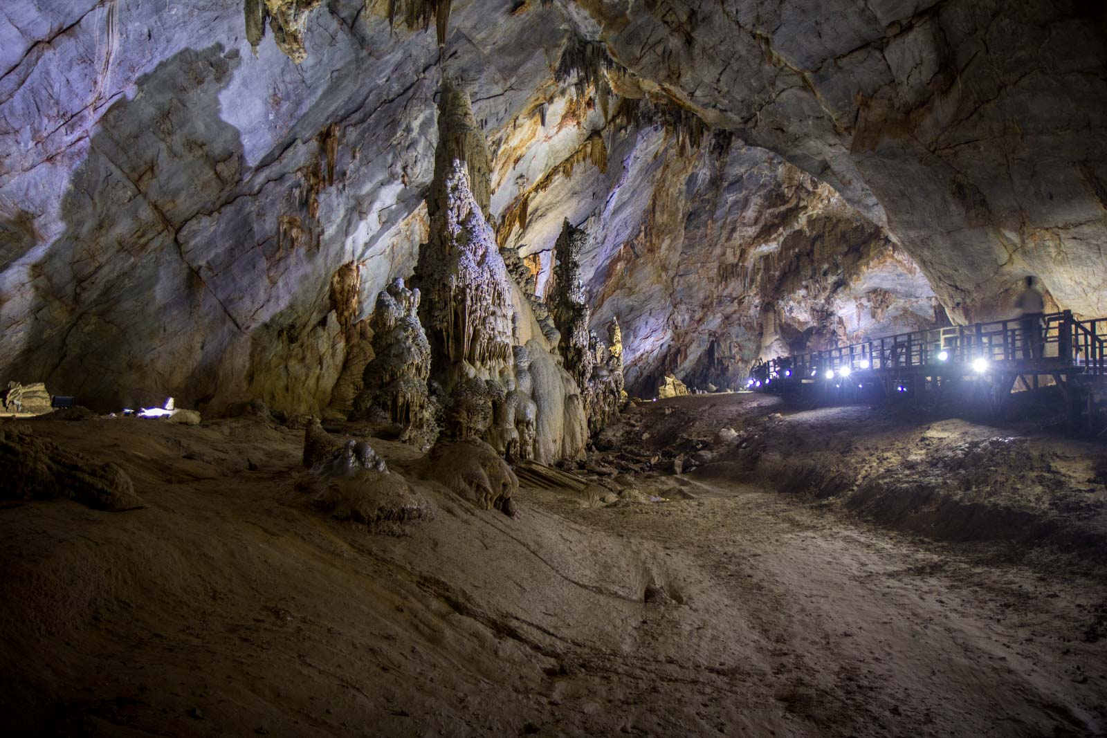 Paradise Cave, Phong Nha Ke-Bang National Park, Vietnam