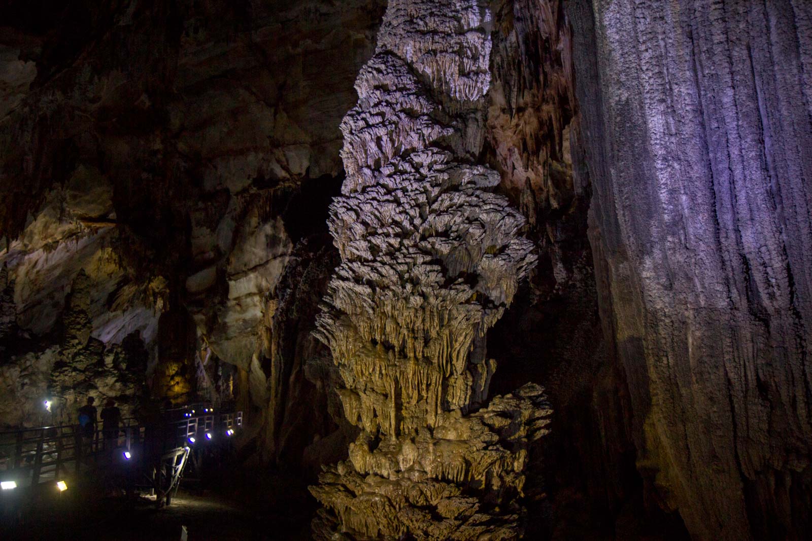 Paradise Cave, Phong Nha Ke-Bang National Park, Vietnam