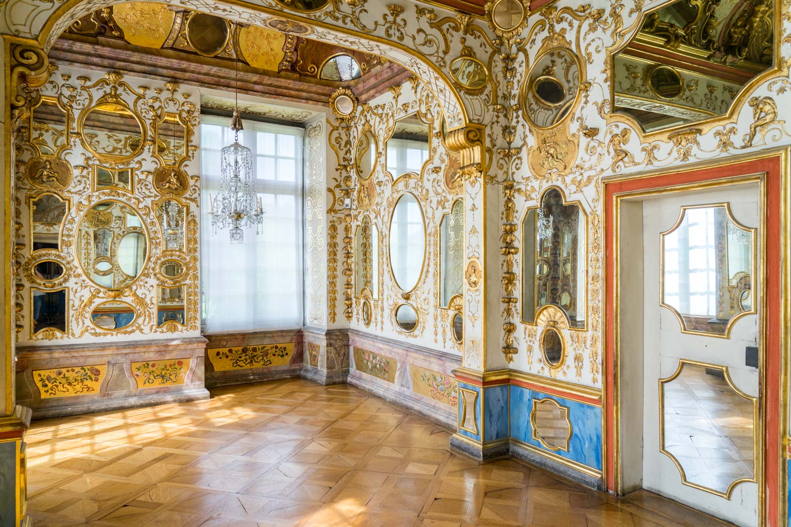 Ludwisburg Palace tour, Stuttgart, Germany
