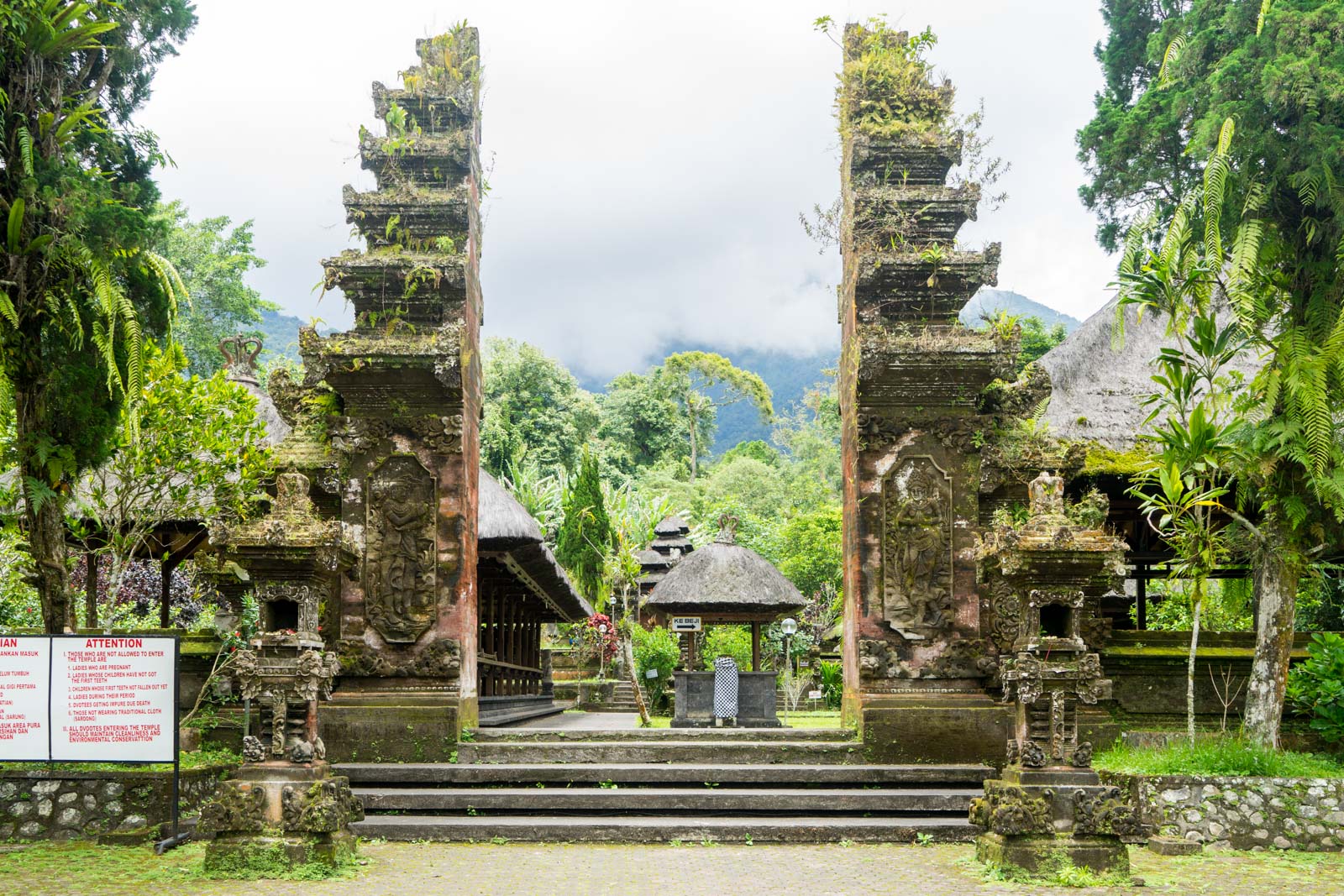 Pura Luhur Batukaru, Bali, Indonesia