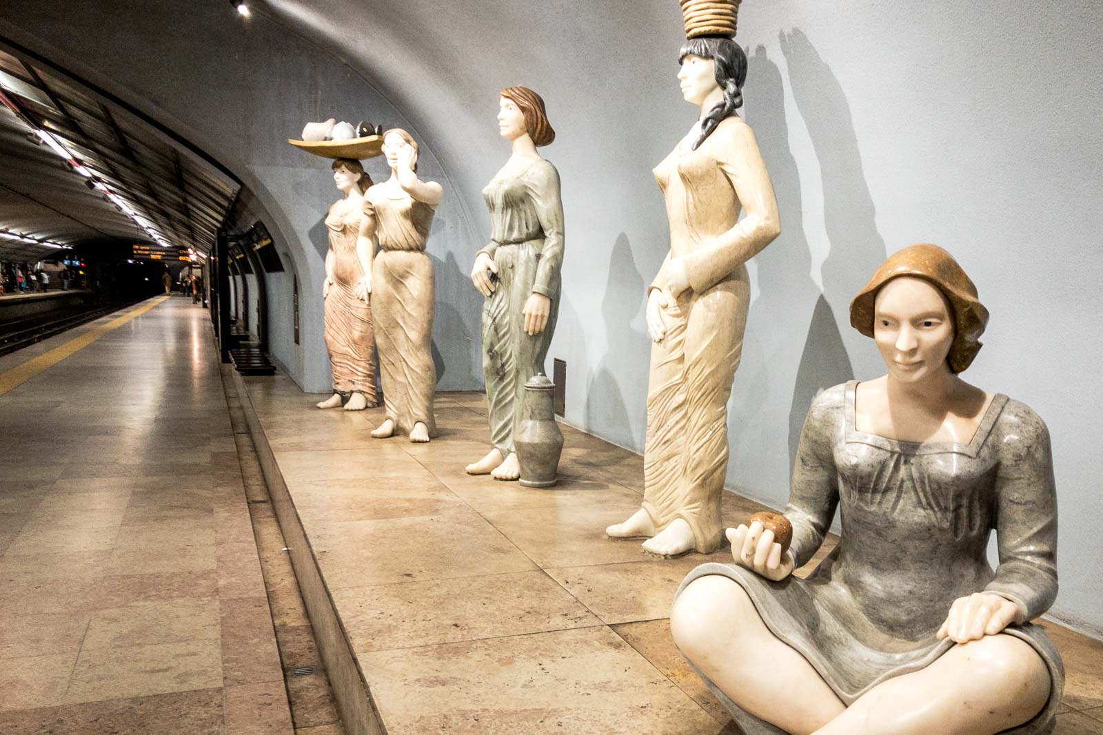 Campo Pequeno, Lisbon Metro Art