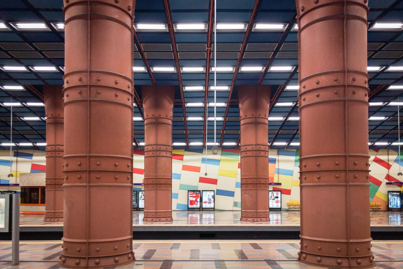 Olaias, Lisbon Metro Art