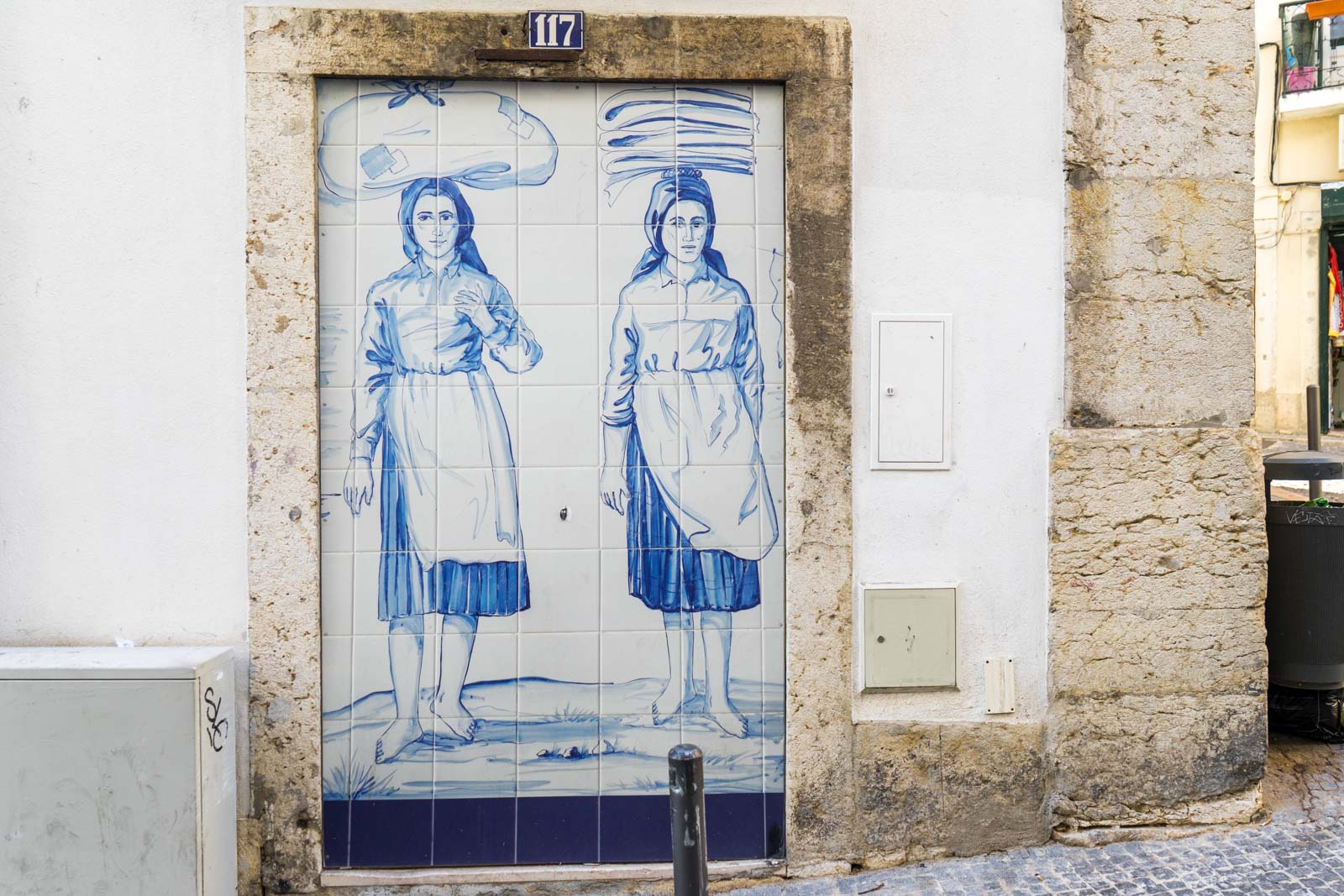 Azulejos, Portuguese tiles in Lisbon