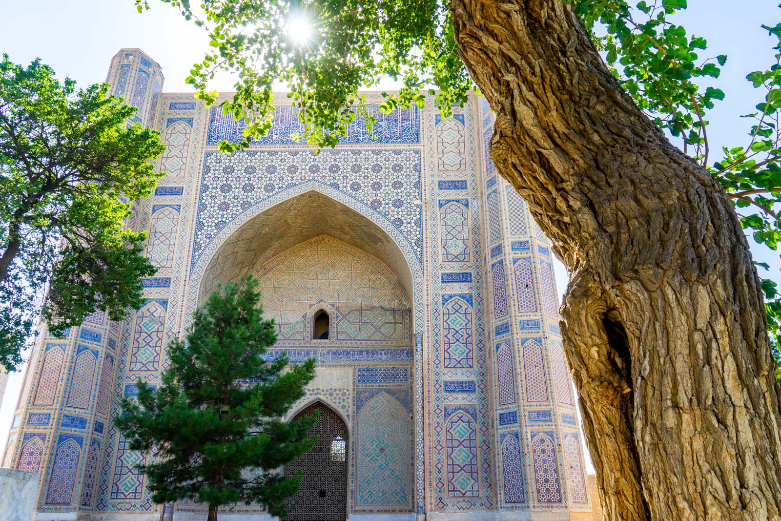 Bibi-Khanym Mosque