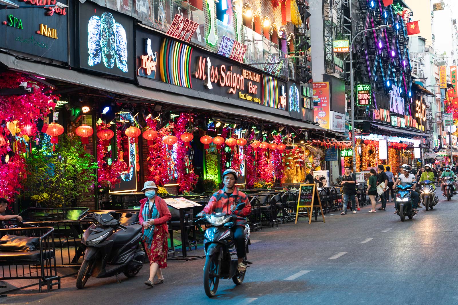 Accommodation in Hi Chi Minh City: Pham Ngu Lao