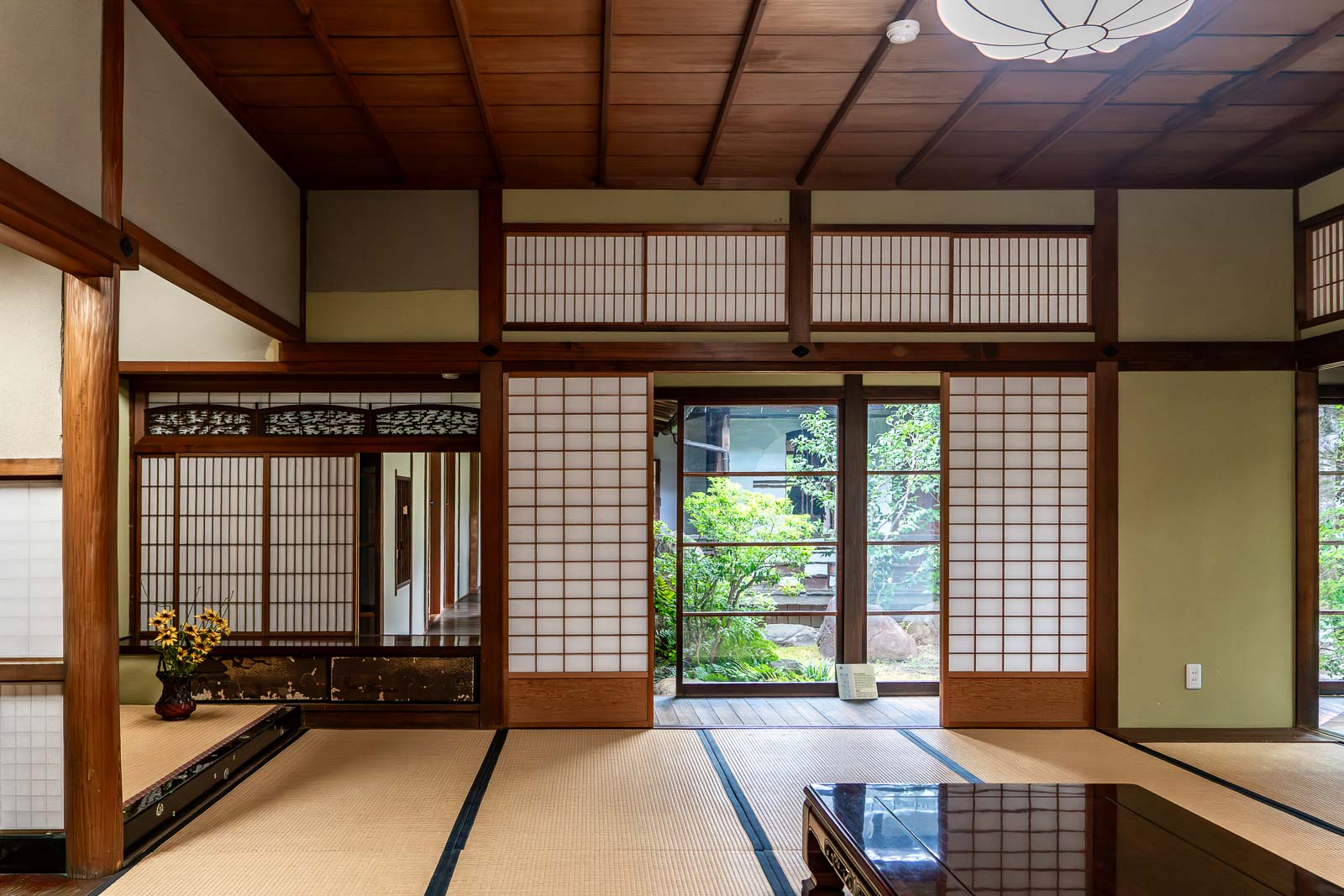 Nigiwai-no-ie in Naramachi