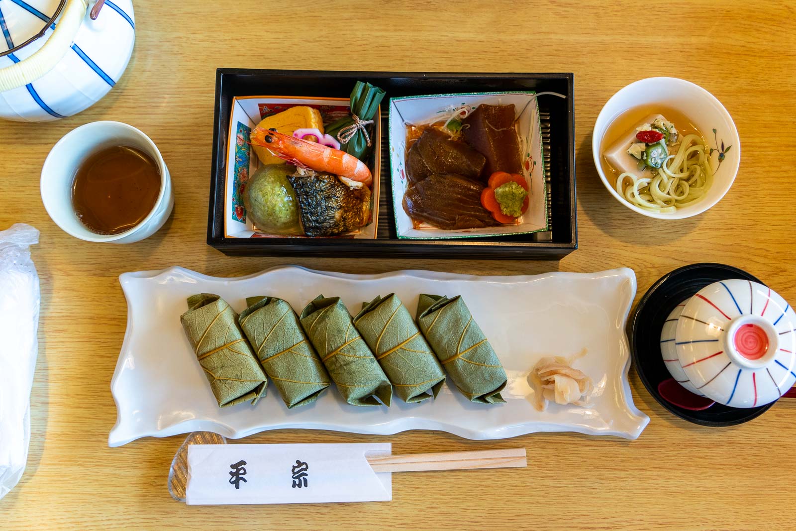kakino hanazushi at Hiraso Yoshino